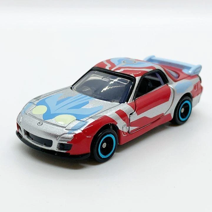 トミカ 海外限定 公式 ウルトラマンコラボトミカ UTR-08 ウルトラマンギンガの商品画像